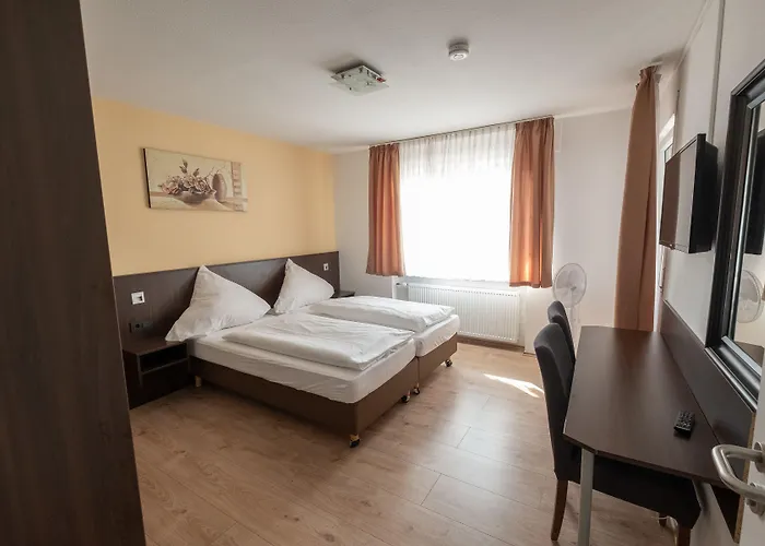 Pensión Schnitzelhaus Und Stadt Rosbach Rosbach vor der Höhe