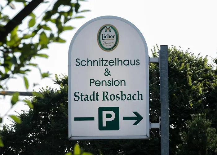 Schnitzelhaus Und Stadt Rosbach Pensión Rosbach vor der Höhe