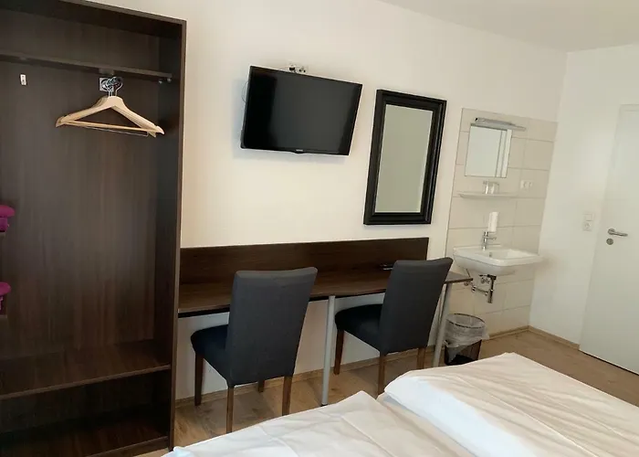 Schnitzelhaus Und Stadt Rosbach 3* Rosbach vor der Höhe