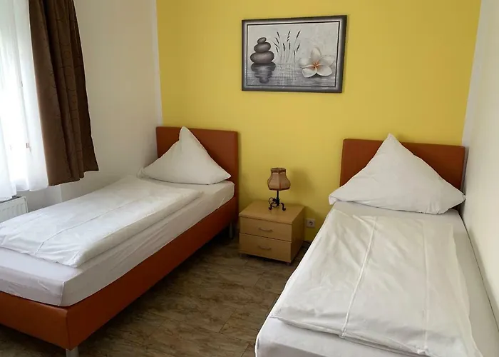 Pensión Schnitzelhaus Und Stadt Rosbach Rosbach vor der Höhe